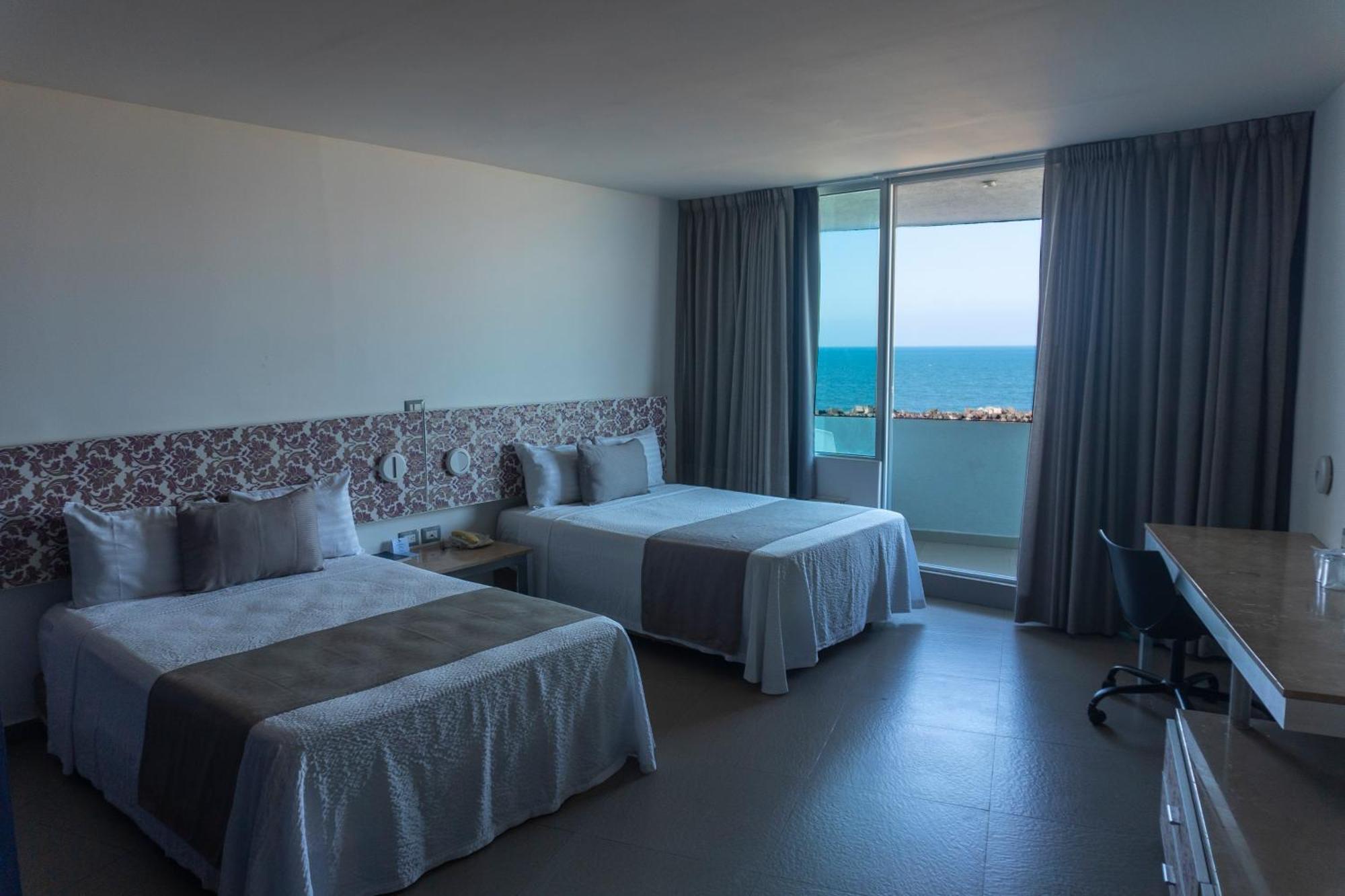 Hotel Punta Azul ベラクルス エクステリア 写真